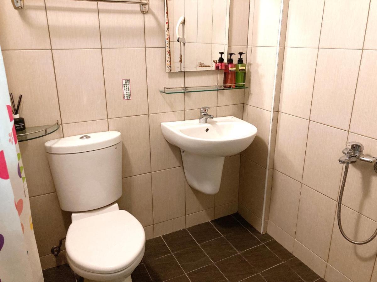 台南富居tainan Fu House預訂後請主動聯繫做確認才保留訂房 Apartment Bagian luar foto
