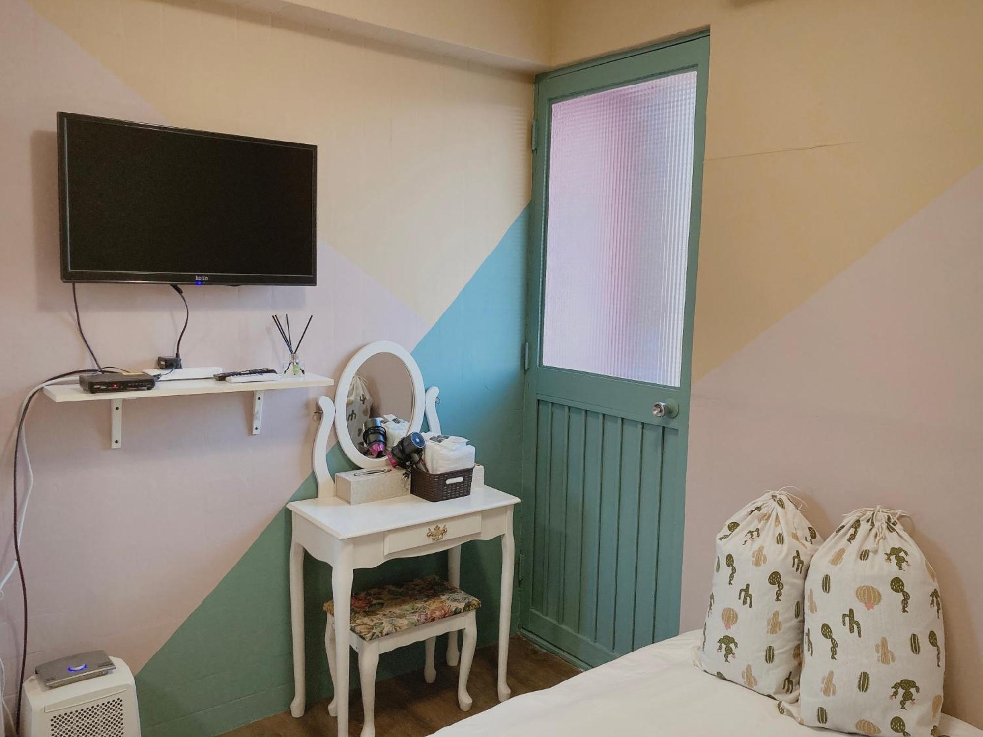 台南富居tainan Fu House預訂後請主動聯繫做確認才保留訂房 Apartment Bagian luar foto